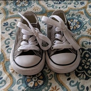 Baby converse
